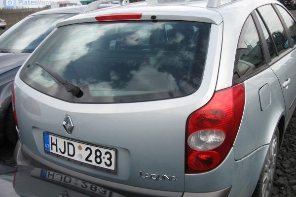 Чому можуть конфіскувати авто з іноземними номерами