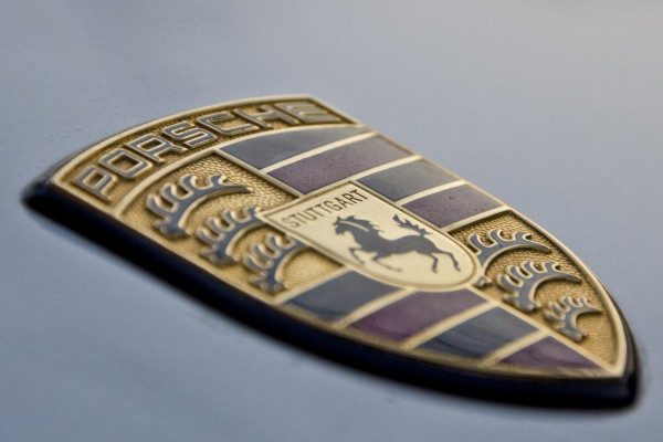 Porsche научил правильно произносить название марки