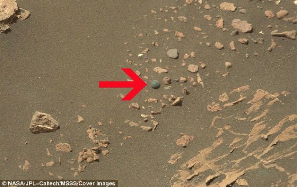1483972885_3bfce3e700000578-4101990-captured_by_the_mars_rover_curiosity_an_image_taken_on_1_january-m-16_1483969089274