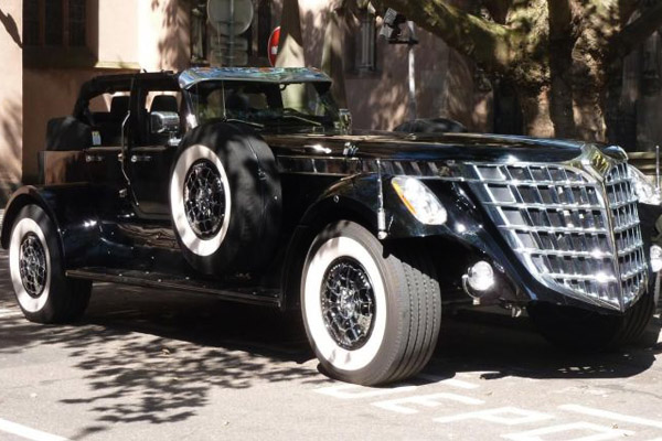 Maybach Jay-Z або Bentley Бекхема: розкішні автомобілі знаменитостей Фото 4