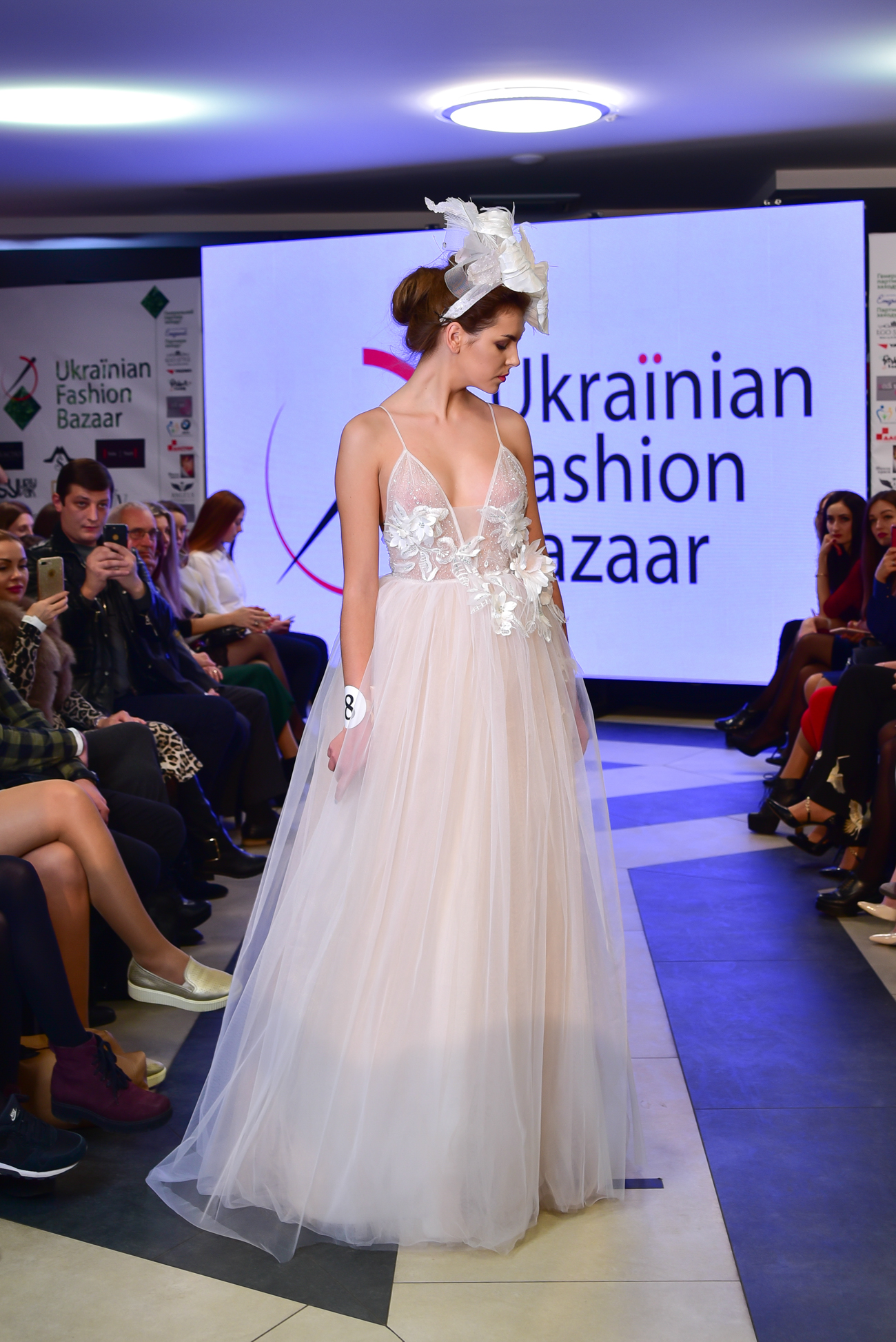 Четвертый Ukraїnian Fashion Bazaar собрал дизайнеров из разных городов Украины Фото 1