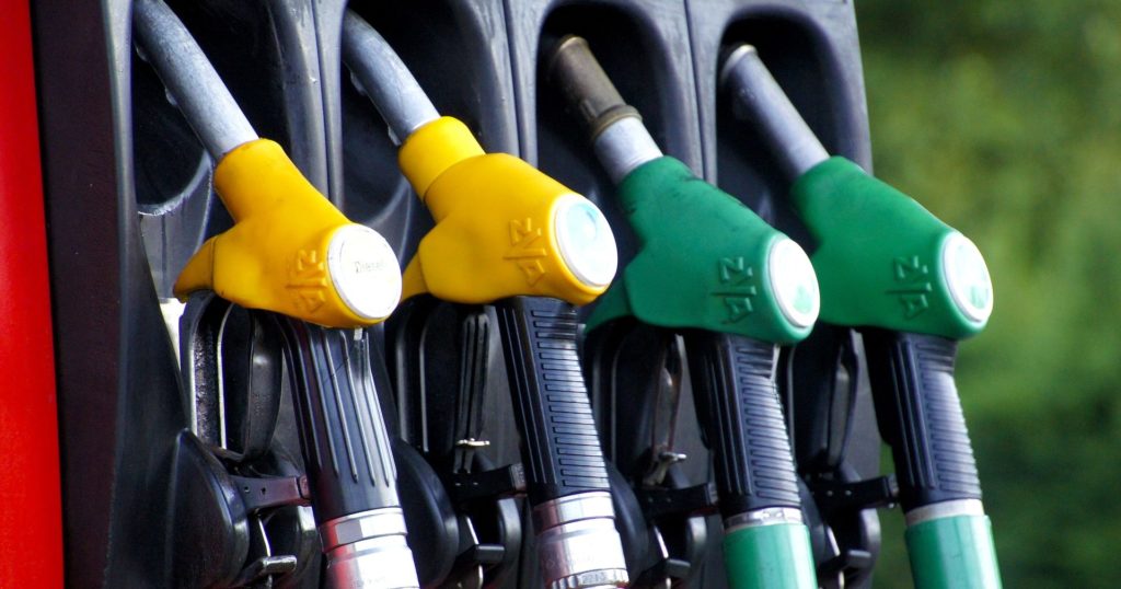 Що заливають в авто? В Україні вперше перевірили якість газу на АЗС