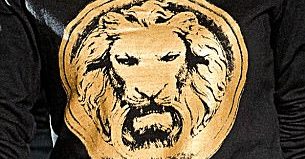 Независимый бренд обвинил Versace в плагиате