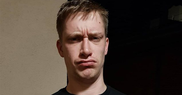 20-хвилинний виступ коміка зруйнував 4 тис. пар і 17 шлюбів
