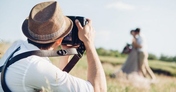 Вакансия мечты: пара ищет фотографа для путешествий за €7 тыс. в месяц