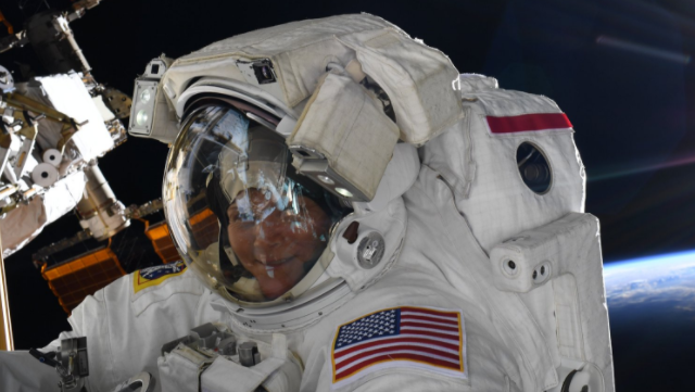 NASA отменило первый в истории выход женщин в открытый космос – причина