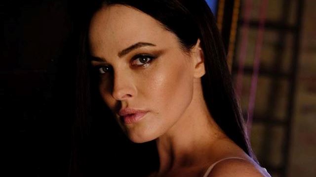 Астафьева показала обложки Playboy с разницей в 10 лет