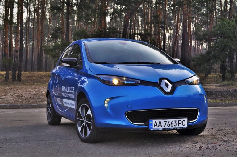 Тест-драйв Renault Zoe: будни электрокара в Украине Фото 1