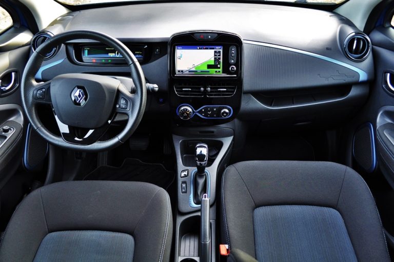 Тест-драйв Renault Zoe: будни электрокара в Украине Фото 3