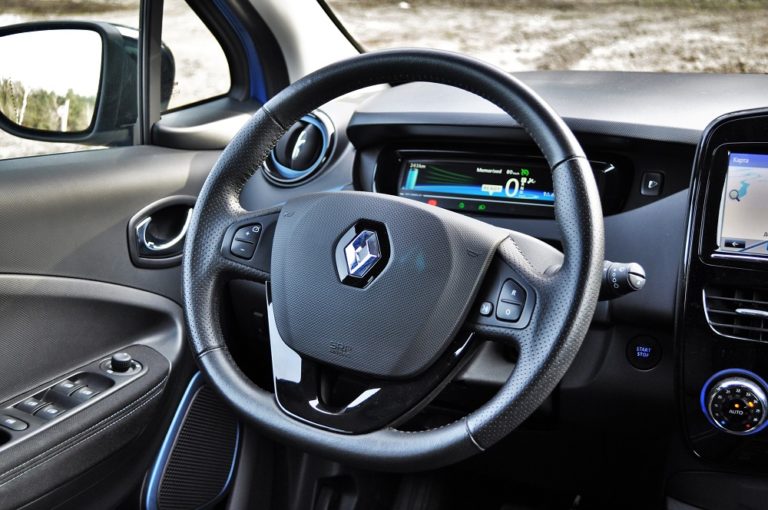 Тест-драйв Renault Zoe: будни электрокара в Украине Фото 7