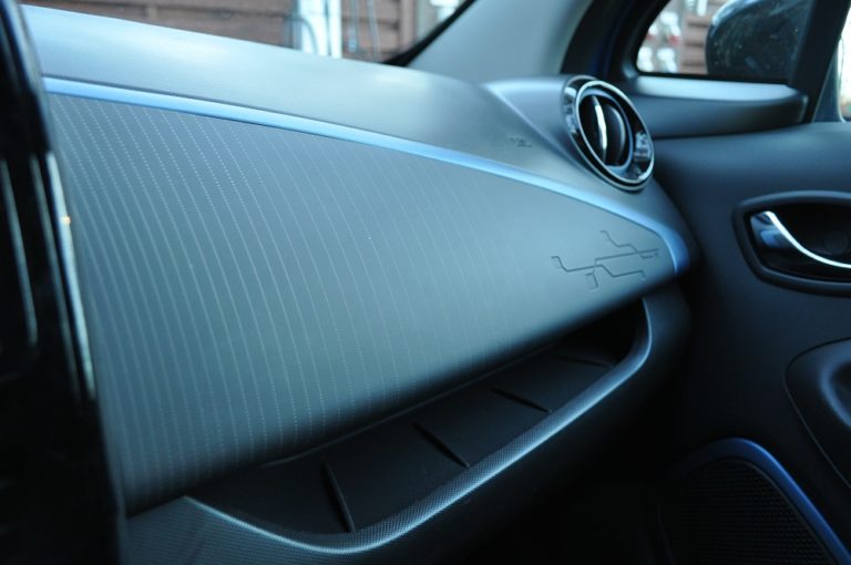 Тест-драйв Renault Zoe: будни электрокара в Украине Фото 5