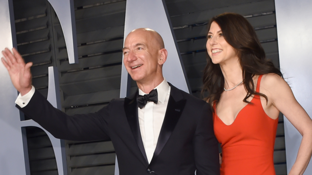 $36 млрд! Екс-дружина Джеффа Безоса відсудила 4% акцій Amazon
