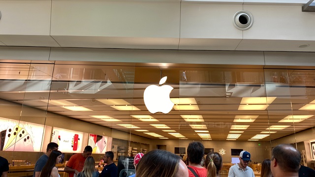 Тепер офіційно! Apple відкрила офіс в Україні