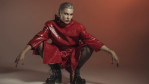 MARUV — To Be Mine: текст и перевод песни