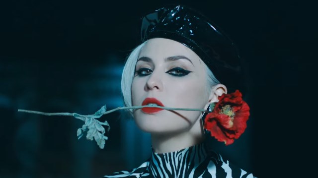 Don’t U Waste My Time : MARUV представила новый клип