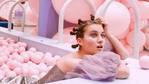 Рецепт салата невеста: Jerry Heil выпустила новый клип