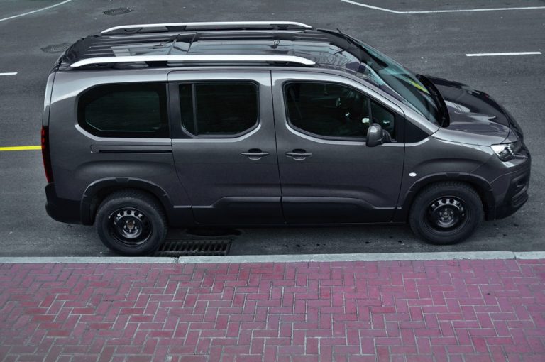 Тест-драйв Peugeot Rifter: что за зверь?