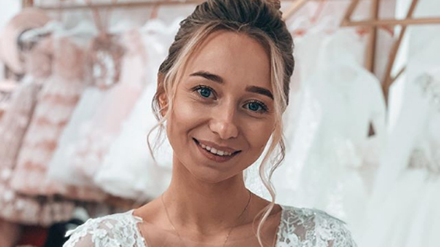 Невже я наречена! Обраниця Павліка показала фото у весільній сукні