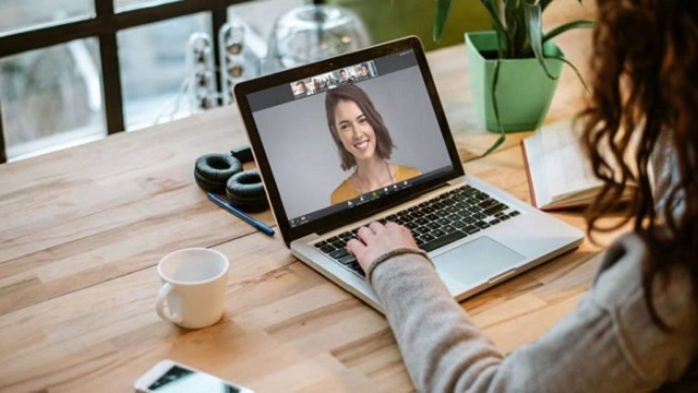 Zoom отправлял в Facebook личные данные пользователей