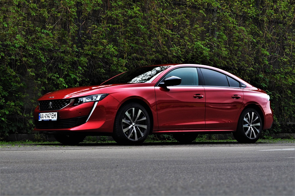 Тест-драйв Peugeot 508: кохання з першого погляду