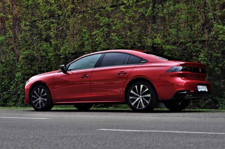 Тест-драйв Peugeot 508: кохання з першого погляду Фото 13