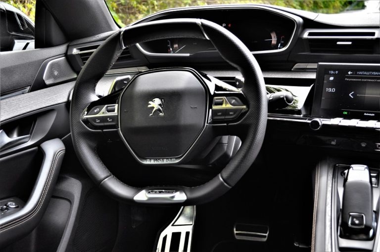 Тест-драйв Peugeot 508: кохання з першого погляду Фото 5