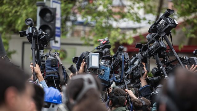 Ти ж журналіст: 10 стереотипів про працівників ЗМІ