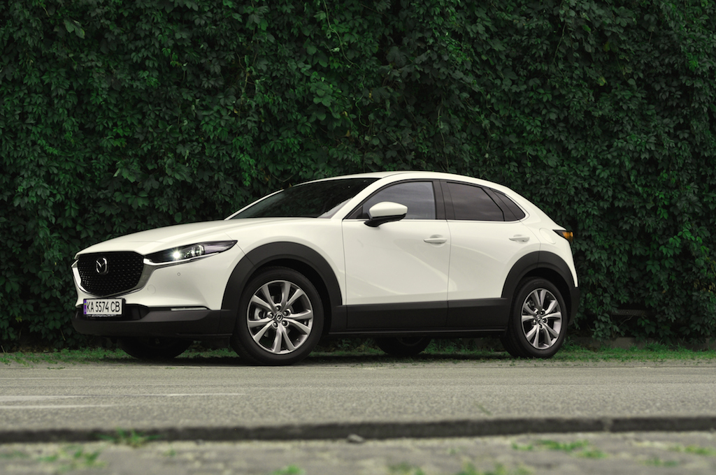 Тест-драйв Mazda CX-30: новинка в Україні