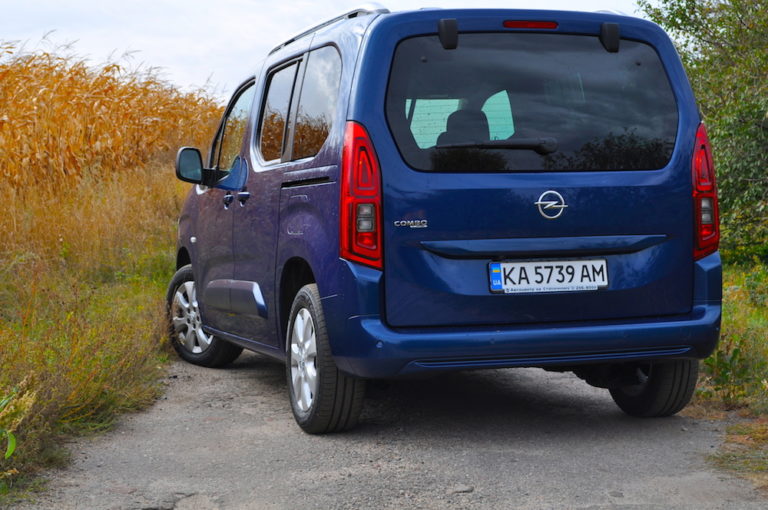 Тест-драйв Opel Combo Life: немец или француз? Фото 2