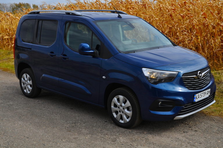 Тест-драйв Opel Combo Life: немец или француз? Фото 11