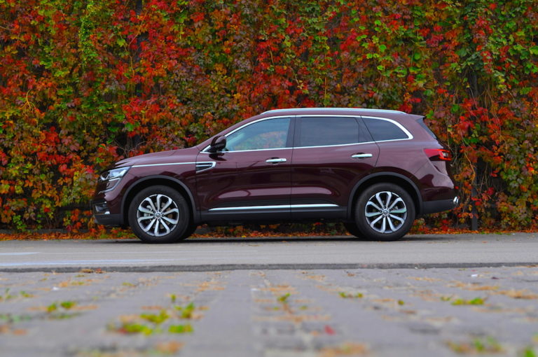 Тест-драйв Renault Koleos: знайти десять відмінностей Фото 13