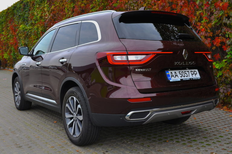 Тест-драйв Renault Koleos: знайти десять відмінностей Фото 2