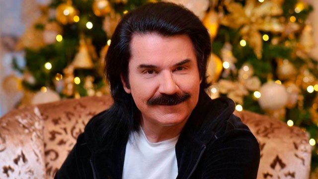 Не усами едиными: Павло Зибров о романах с фанатками и предложениях от политиков