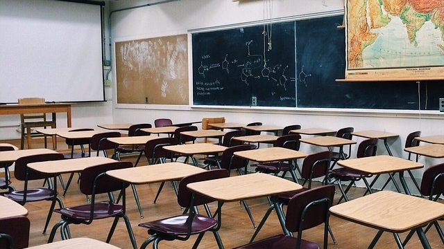 Як написати заяву директору школи