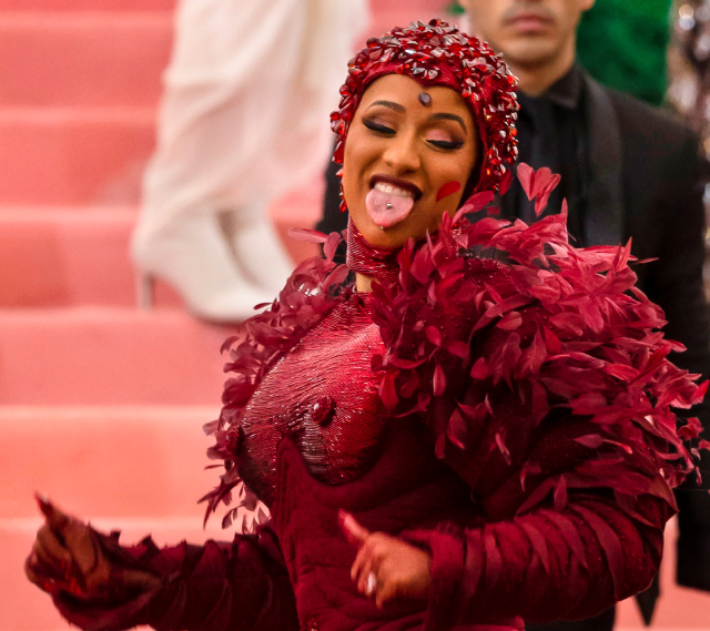 Український режисер зняв кліп для Cardi B