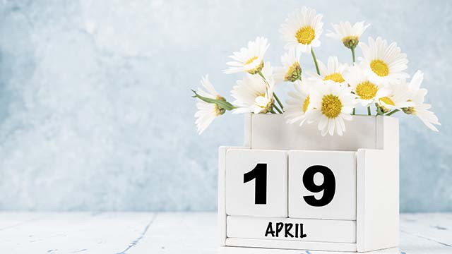 Яке свято 19 квітня