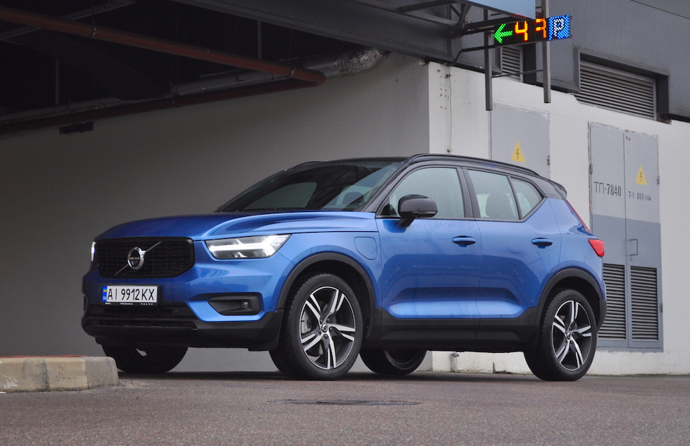 Тест-драйв Volvo XC40: що в салоні та як їде українськими дорогами