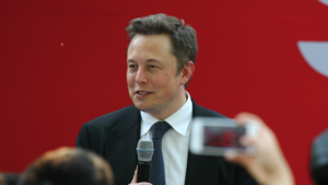 Маск провел экскурсию по SpaceX для внука и правнука Сергея Королева