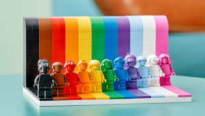 Lego вперше випустить ЛГБТ-конструктор із різнокольоровими фігурками
