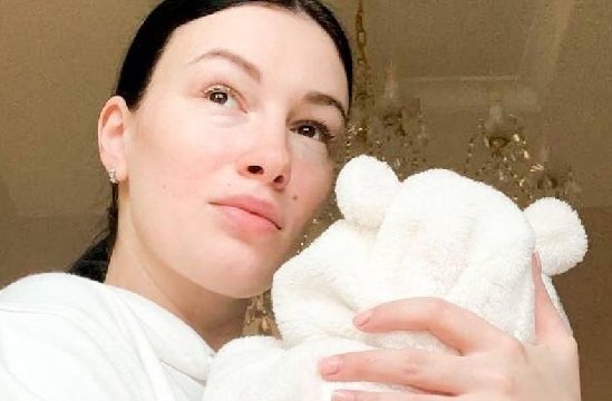 Приходько годує грудьми маленького Луку: Подобається бути мамою