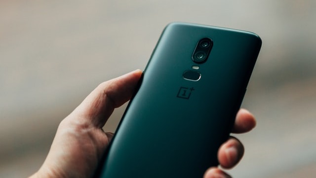Вдруге за місяць: смартфон OnePlus Nord 2 вибухнув у руках власника