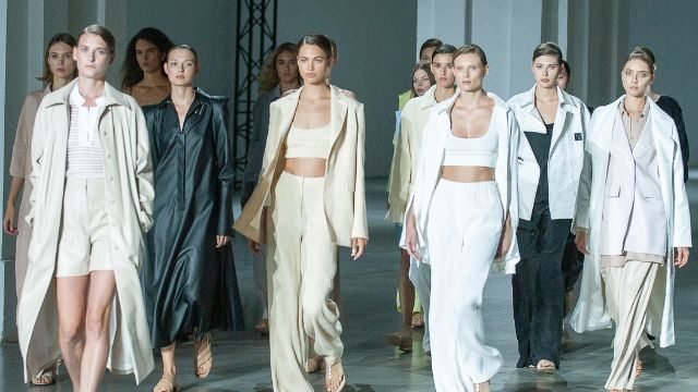 Ukrainian Fashion Week 2021: во второй день недели моды дизайнеры развивали идею урбанизма
