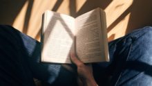 Чтение книг