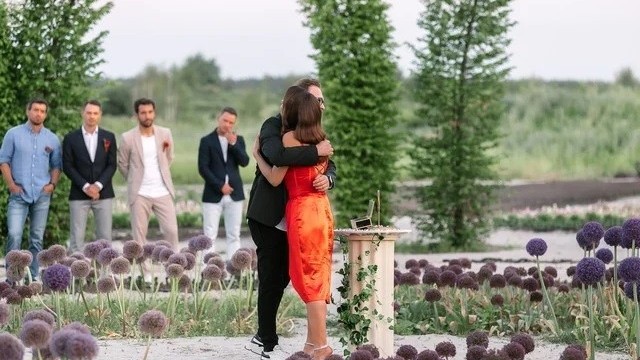 Холостячка 2 со Златой Огневич: образ на церемонии роз в 3 выпуске – фото Фото 2