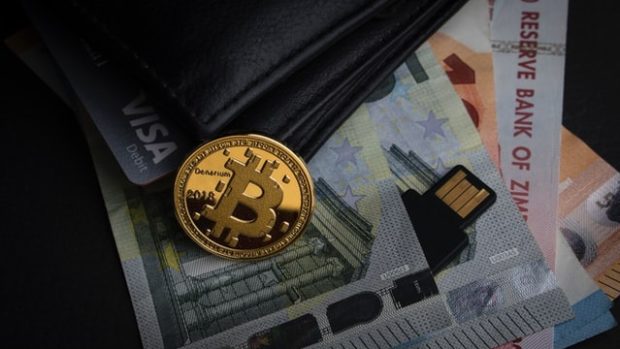 Биткоин