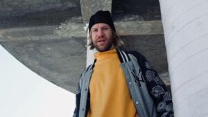 Не позволю лезть ко мне в трусы: почему Дорн долго скрывал жену и детей