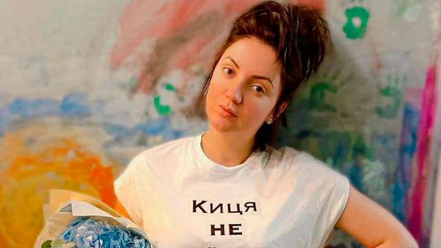 Висміяла марафони бажань: Ольга Цибульська презентувала новий кліп