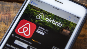сервіс оренди житла airbnb