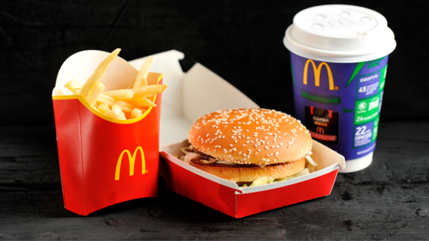 Останній шанс: росіяни продають в інтернеті залишки їжі з McDonald’s