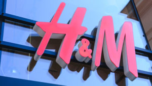 Проведуть фінальний розпродаж: H&M остаточно йде з Росії